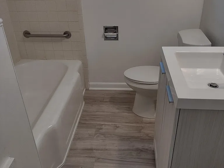 9042 Hilton Dr — Photo 7