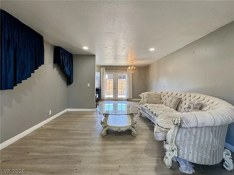 6224 Meadowhaven Ln — Photo 4