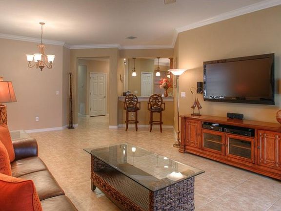 4th image of 317 Bluewater Falls Ct