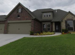 3519 Neptune Dr, Raleigh, NC 27604