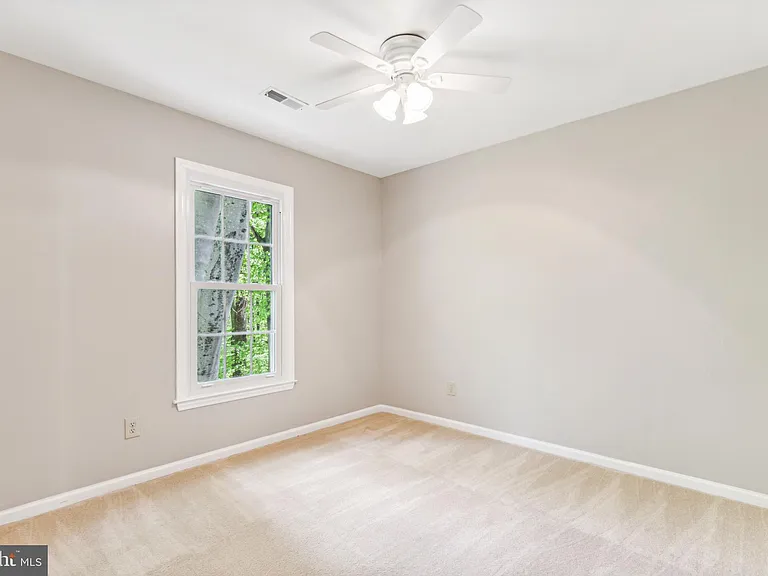 12203 Ashley Ct — Photo 20