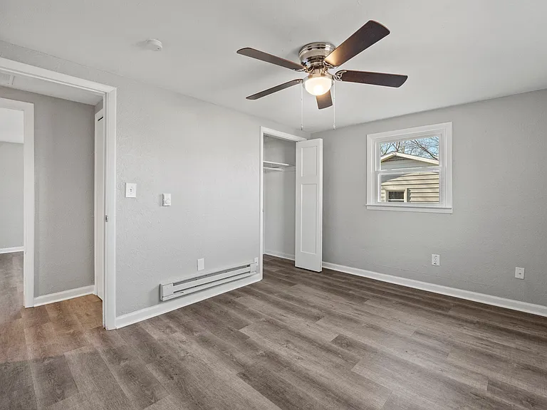 1514 W Dupont Rd — Photo 10