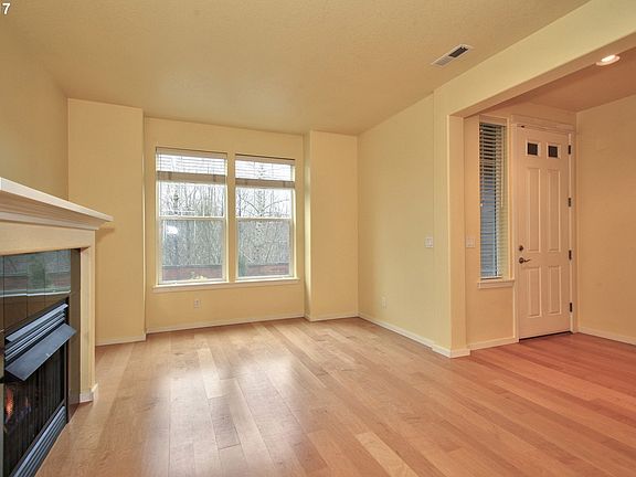 3rd image of 7206 NE Stoneybrook St Unit 244