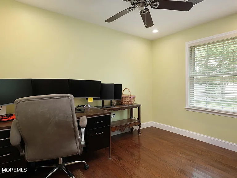 313 Oleary Ave — Photo 16