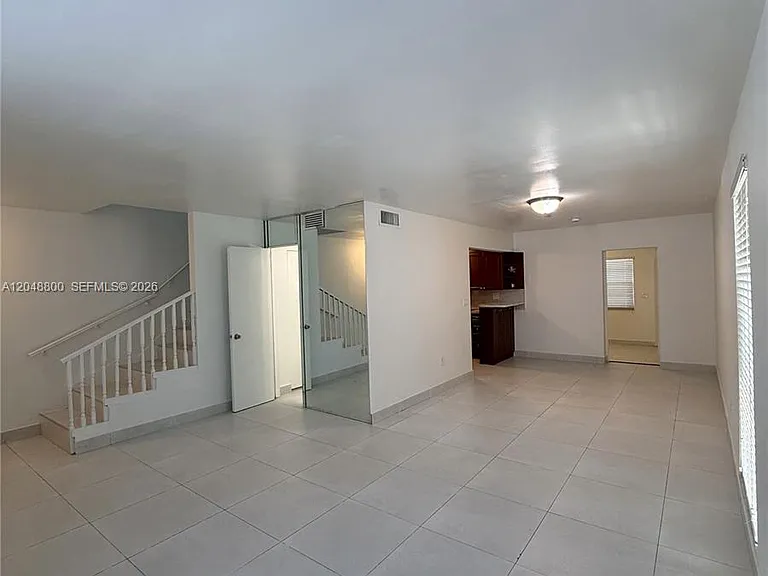 20 SW 108th Ave #F7 — Photo 4