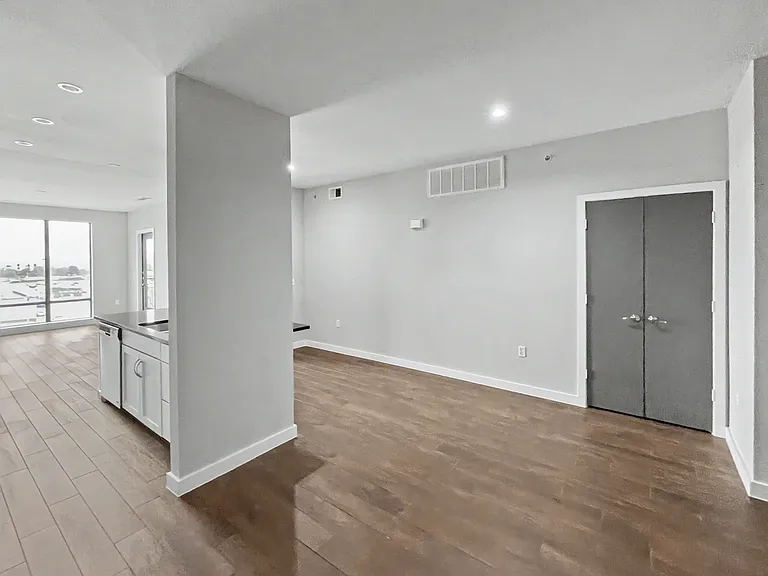 5609 Smu Blvd #508 — Photo 3
