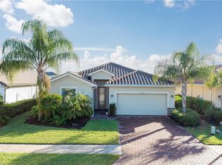 2076 Hamlin St, Naples, FL 34120