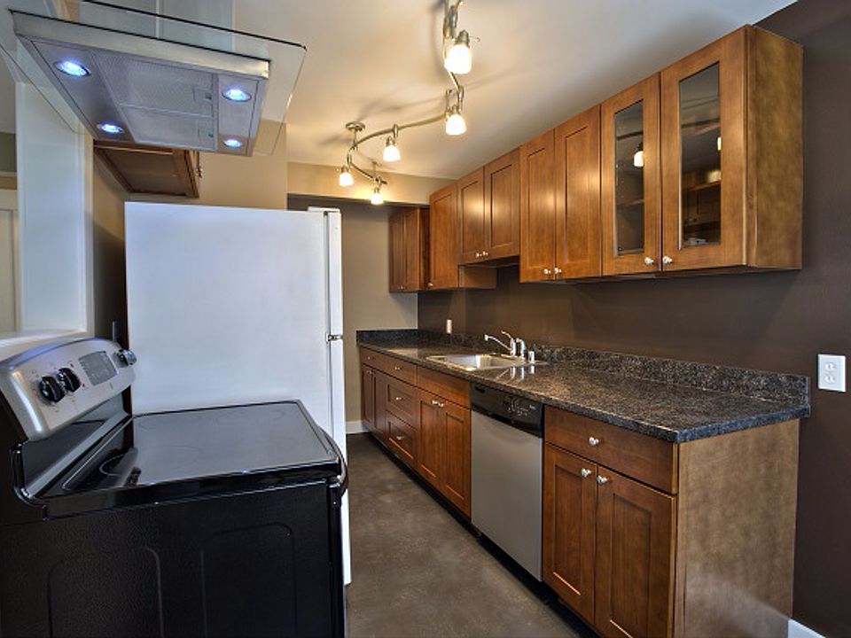 1st image of 803 26th Ave #803