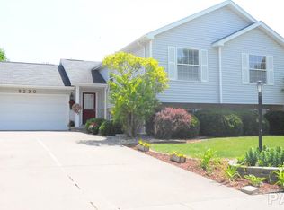 6230 N Frostwood Pkwy, Peoria, IL 61615