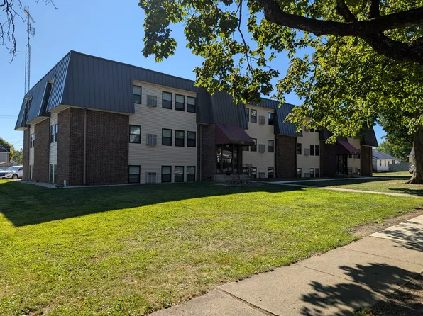 505 S Detroit St APT 4, Bellefontaine, OH 43311