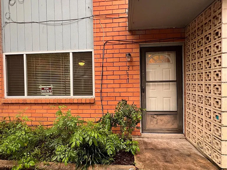 5538 Holly St #311 — Photo 2