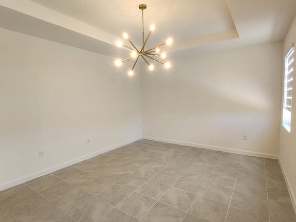 4th image of 2267 SE 30th St
