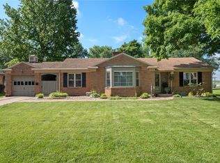 656 W Chester St, Nashville, IL 62263