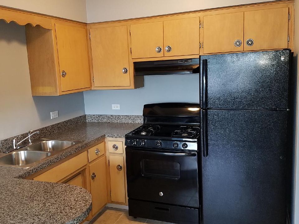 1st image of 3950 W 94th St APT 3E