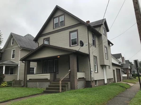 2434 9th St SW, Canton, OH 44710