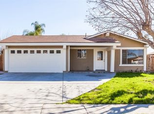 665 E Bonnie View Dr, Rialto, CA 92376