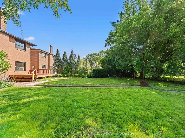 2348 Denise Rd #UPPER — Photo 43