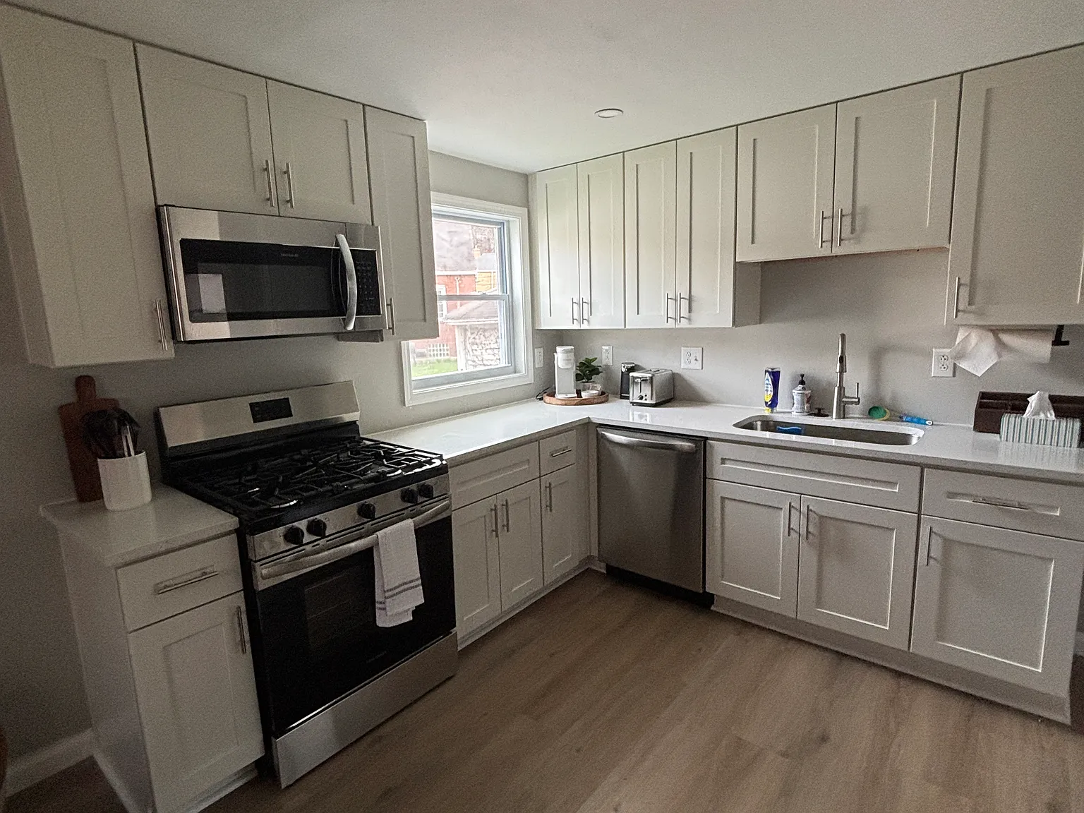 2 bed, 1000 sqft, $2,000 — Photo 4