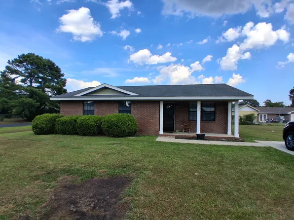 39 Stoney Rd, Castle Hayne, NC 28429