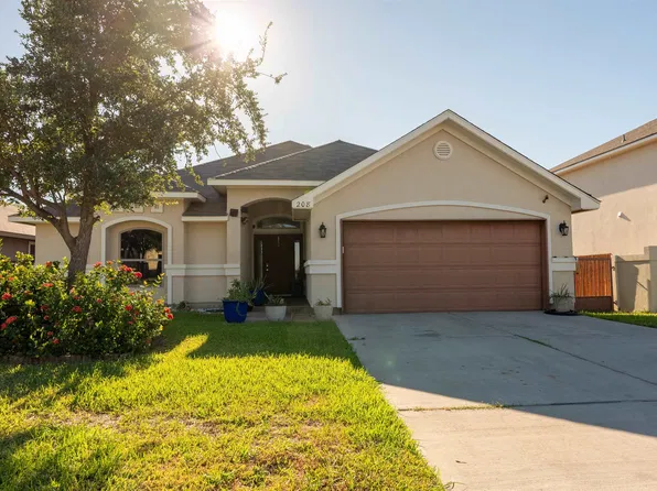 208 Chisos Oak Dr, Laredo, TX 78045