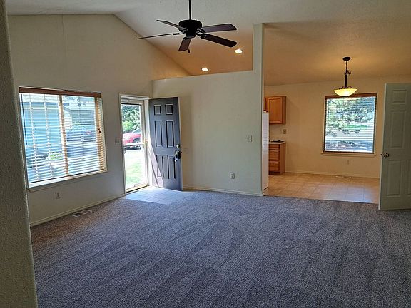 2nd image of 1480-1482 NE Covington Ln #1480