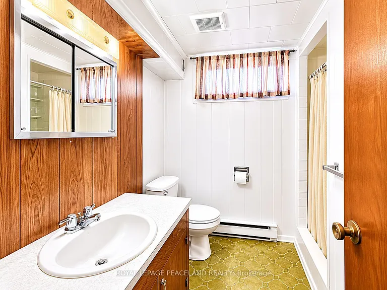 403 Denlow Ave #BASEMENT — Photo 8