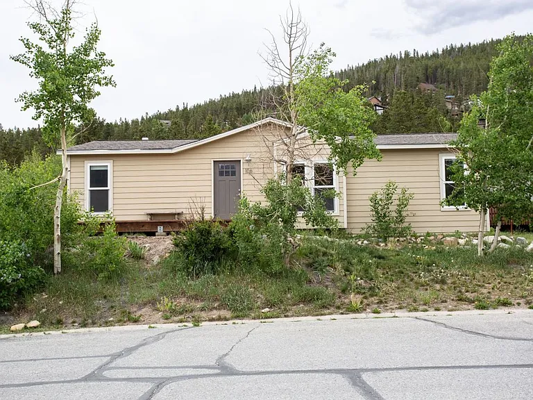 106 Reliance Dr — Photo 8