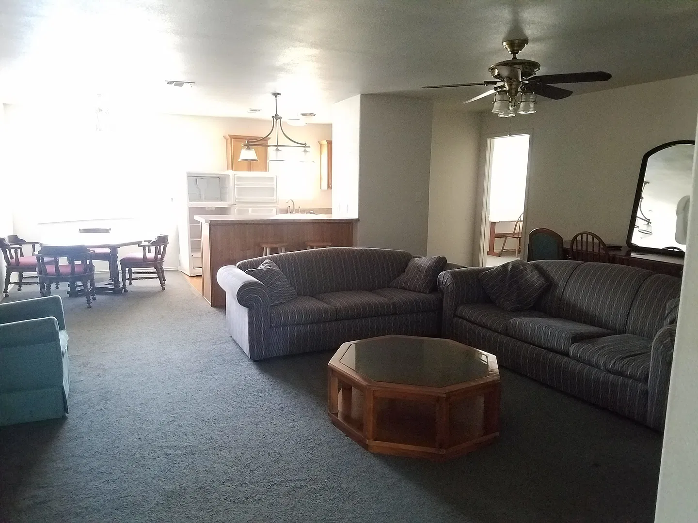 113 E Magnolia St Apt 113-A-B — Photo 3