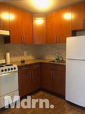 Rented by Mdrn Residential | media 5