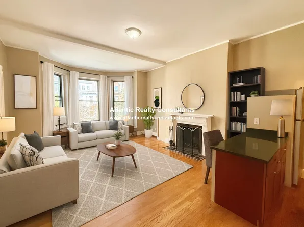 337 Beacon St, Boston, MA