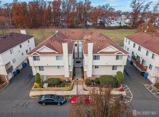 1405 Madaline Dr, Avenel, NJ 07001