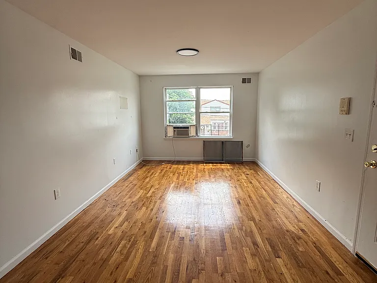 79 Osborne Pl #1B — Photo 7