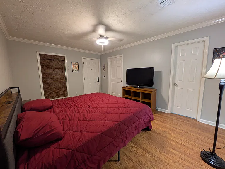 1064 N Montgomery St #A — Photo 10