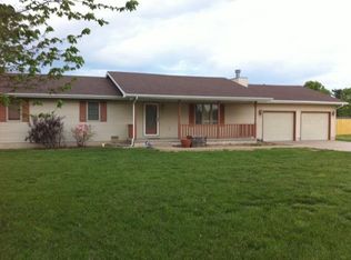 5049 S Cloverdale Ln, Battlefield, MO 65619