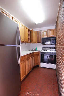 Rented by City Connections Realty | media 15