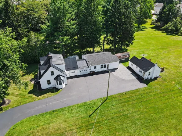 9248 Woodworth Rd, Youngstown, OH 44514