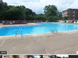 116 High Path Rd, Windsor, CT 06095