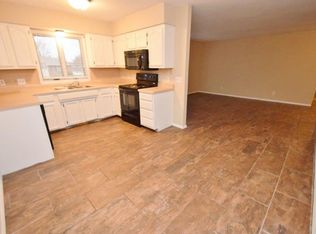 1206 W McGee St, Springfield, MO 65807