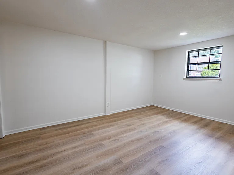 8659 Riggs St — Photo 12