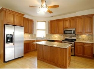 2514 N Sawyer Ave APT 3, Chicago, IL 60647