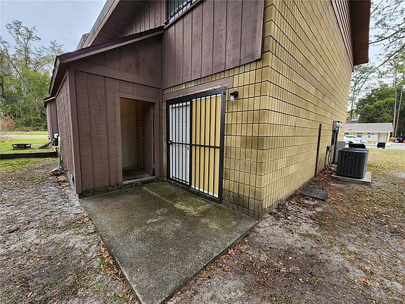2nd image of 806 SW 64th Ter APT A