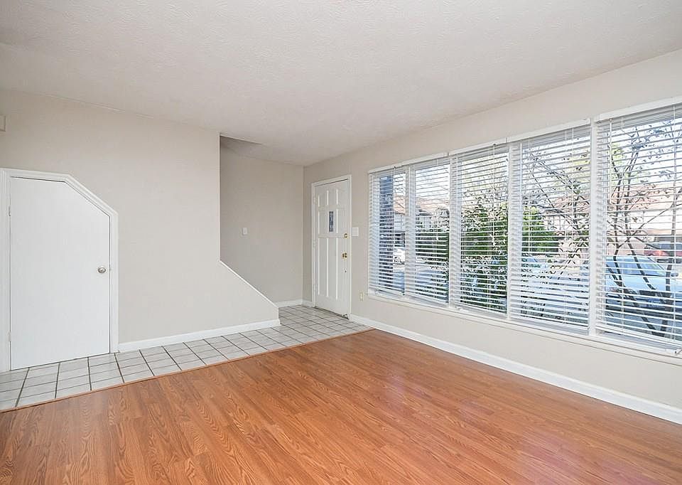 1st image of 1202 Ashborough Ter SE APT H