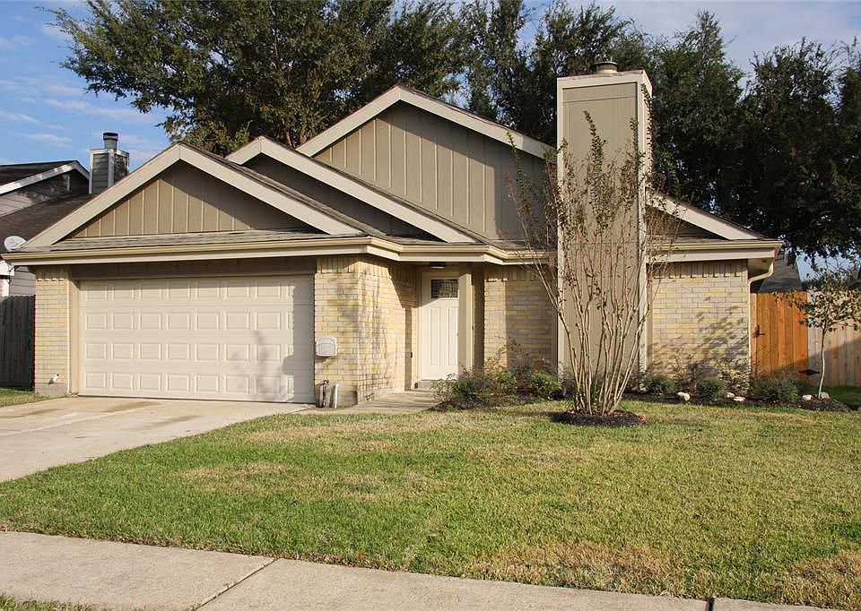 1st image of 2227 Highland Hills Dr
