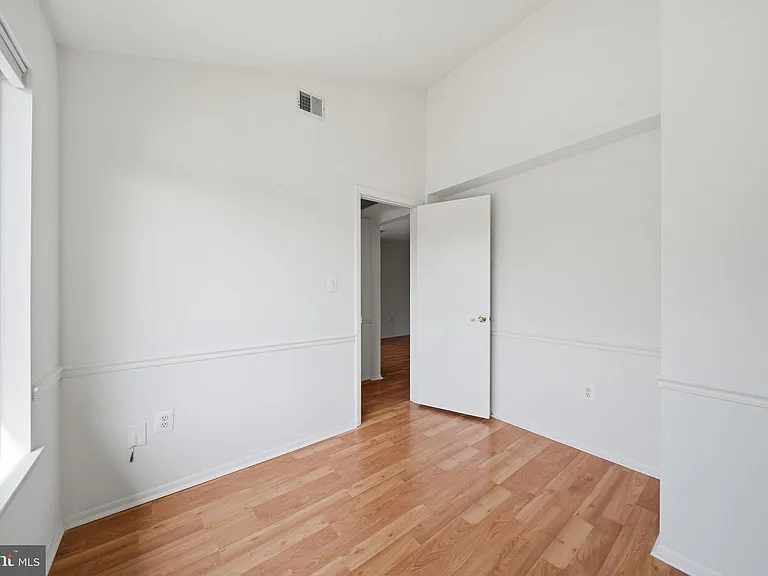 8010 Needwood Rd #201 — Photo 39