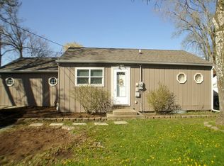 35806 N Marine Dr, Fox Lake, IL