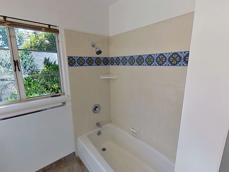 716 Calle Palo Colorado — Photo 11