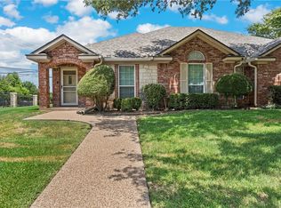 549 Old Mill Creek Dr, Woodway, TX 76712