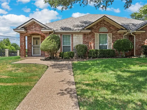 549 Old Mill Creek Dr, Woodway, TX 76712