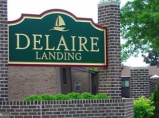 58203 Delaire Landing Rd #203, Philadelphia, PA 19114