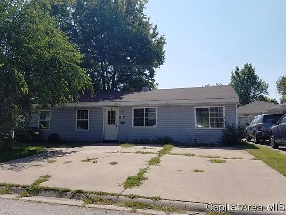 1st image of 34 McEwen Ct